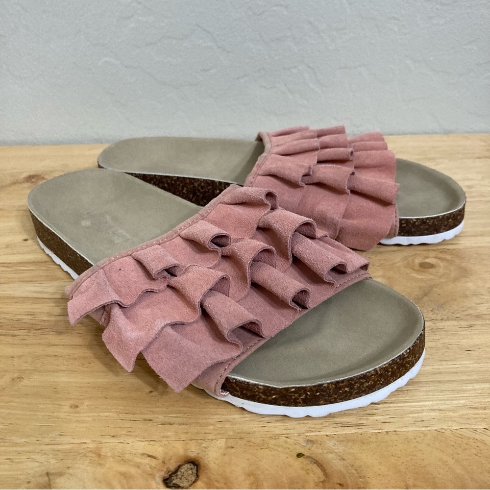 Womens American Eagle Outfitters Mauve Suede Slip On Sandals Size 6
